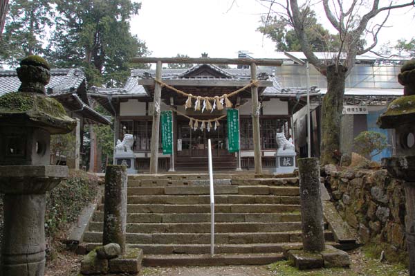 境内入り口