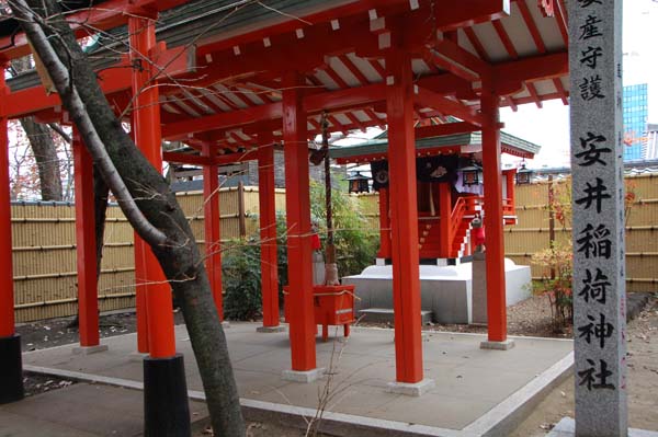 �����א_��