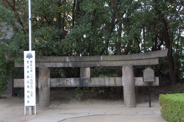 �G������[����